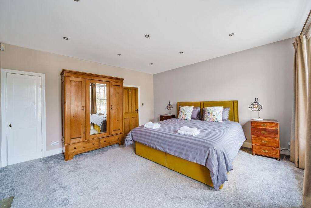 Fox Cottage, Within 5 Min Walk Of Bicester Village Bagian luar foto